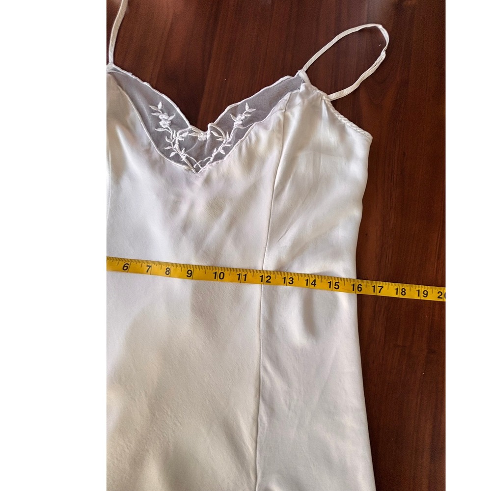 90s Lingerie Victoria's Secret Silk Embroidered Heart Slip Large Cream Vintage - Picture 11 of 12